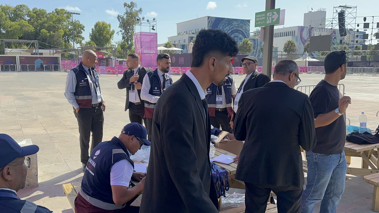 Distribution des équipements aux agents Amana
